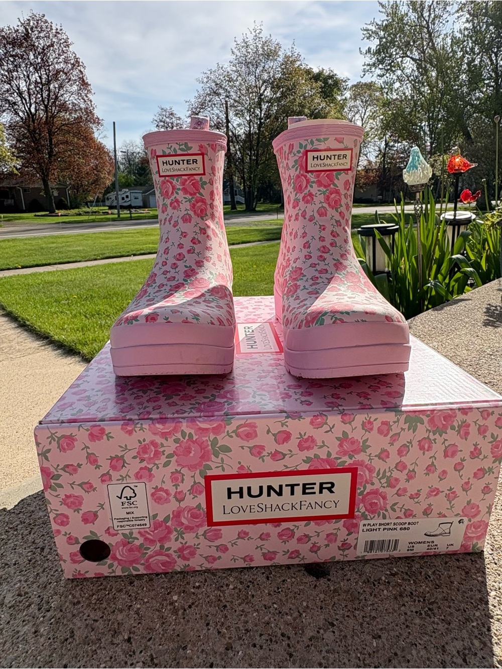 Hunter x LoveShackFancy Light Pink Floral Short Rain Boots - Picture 4 of 11